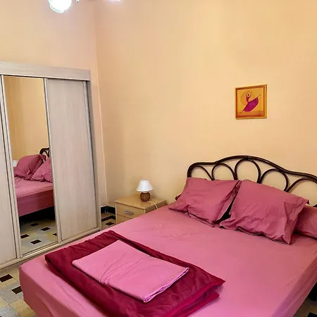 Appartement Maison, Centre Ville, Proche Plage Tout Commerce Menton Exterior photo