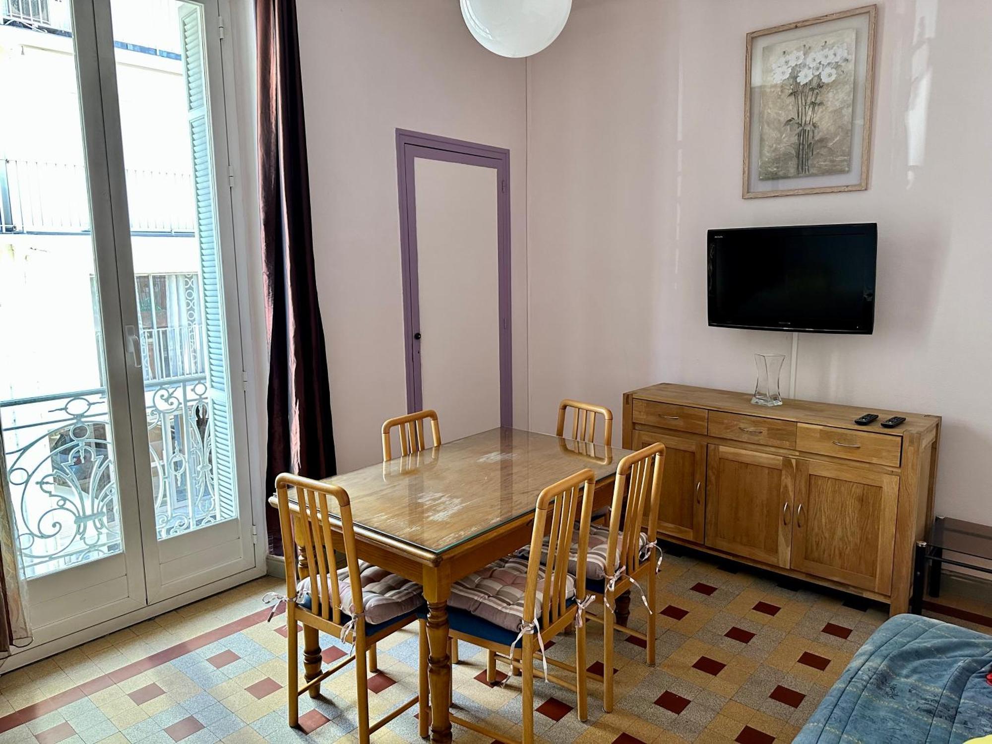 Apartment Maison, Centre Ville, Proche Commerce Menton
